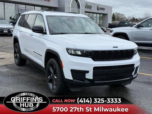 Used 2024 Jeep Grand Cherokee L Altitude AWD/4WD image 1