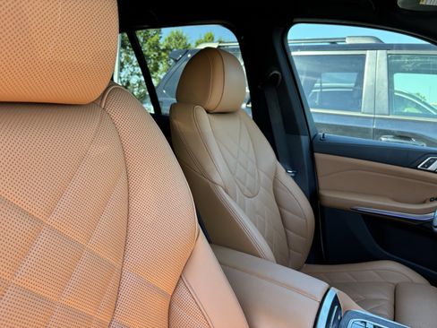 Certified 2025 BMW X5 sDrive40i w/ Premium Package RWD image 34