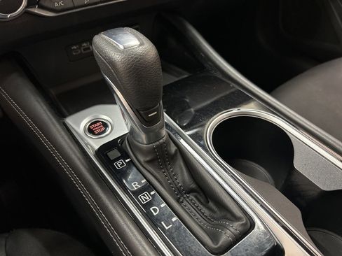 Used 2023 Nissan Altima 2.5 SV image 23