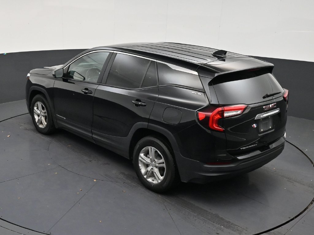 Used 2023 GMC Terrain SLE FWD image 13