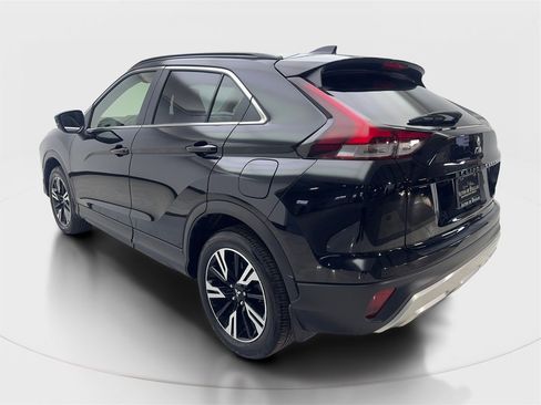 Used 2024 Mitsubishi Eclipse Cross SE image 9