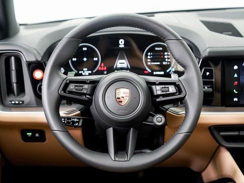 New 2026 Porsche Cayenne E-Hybrid image 12