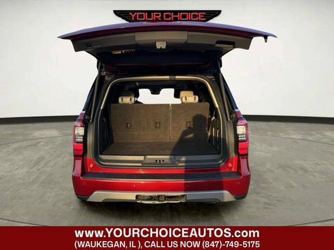 Used 2019 Ford Expedition Limited w/ Equipment Group 301A AWD/4WD image 19