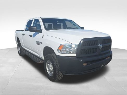 Used 2018 RAM 2500 Tradesman AWD/4WD image 7