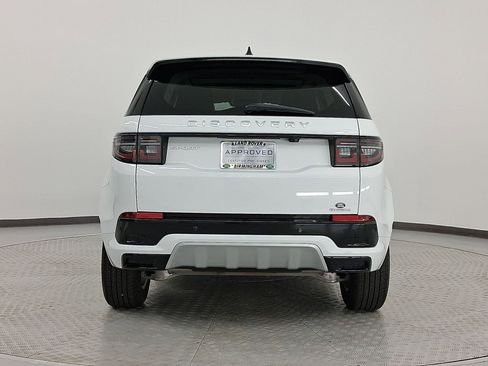 New 2025 Land Rover Discovery Sport S image 10