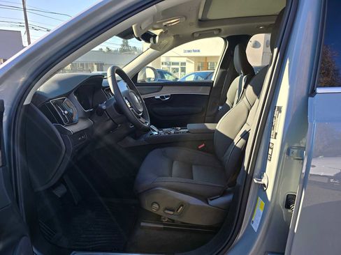 New 2026 Volvo XC90 T8 Plus w/ Protection Package Premier AWD/4WD image 21