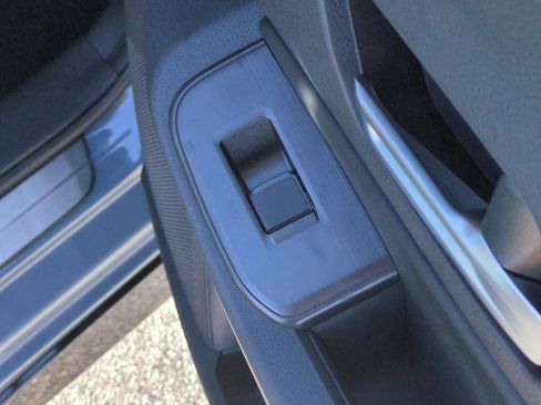 New 2026 Nissan Sentra SR w/ SR Premium Package FWD image 34