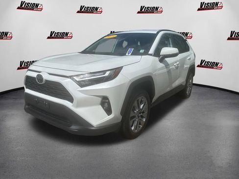 Used 2025 Toyota RAV4 XLE Premium w/ Weather Package AWD/4WD image 1