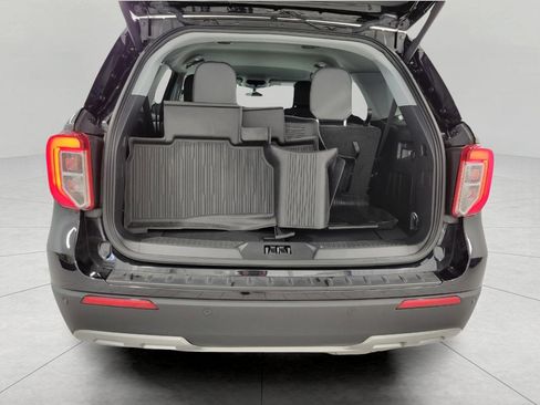 Used 2023 Ford Explorer XLT w/ Equipment Group 202A image 15