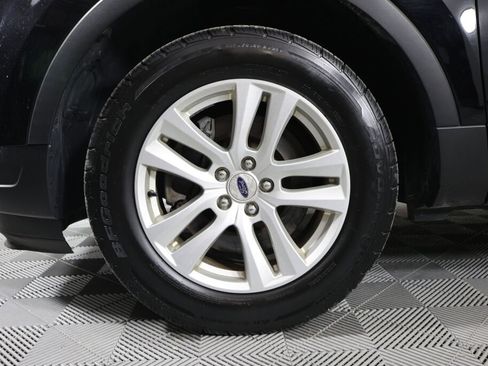 Used 2018 Ford Explorer XLT w/ Class II Trailer Tow Package AWD/4WD image 9
