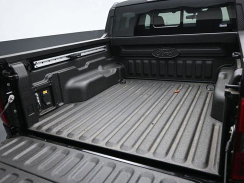 New 2025 Ford Maverick Lariat w/ Black Appearance Package image 11