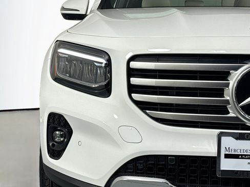 New 2026 Mercedes-Benz GLB 250 4MATIC image 13