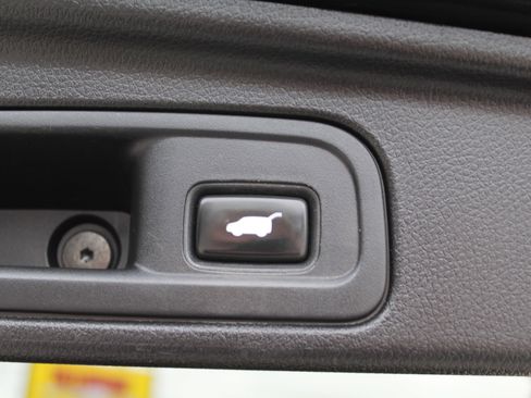 Used 2018 Honda Pilot Elite image 27