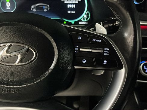 Used 2023 Hyundai Sonata Limited FWD image 13