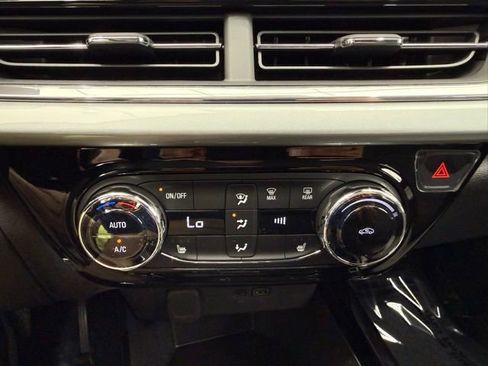 New 2026 Chevrolet Trax LT w/ Driver Confidence Package FWD image 34