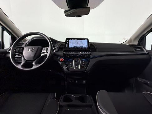 Used 2025 Honda Odyssey Elite image 14