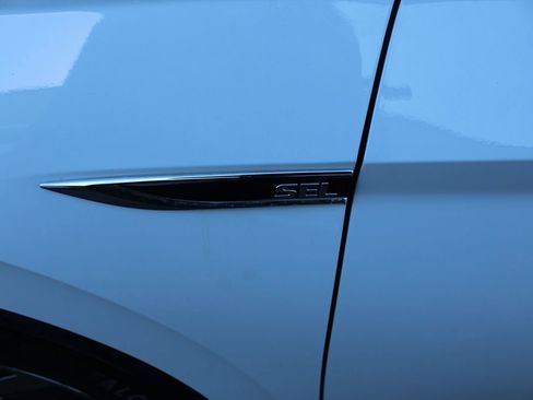 Used 2019 Volkswagen Jetta SEL Premium FWD image 12