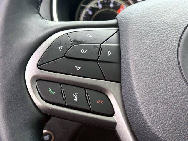 Certified 2020 Jeep Cherokee Limited AWD/4WD image 23