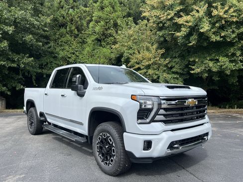 New 2026 Chevrolet Silverado 2500 High Country AWD/4WD image 2