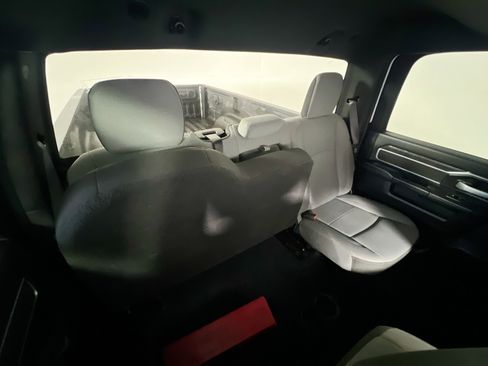 Used 2024 RAM 3500 Big Horn image 33