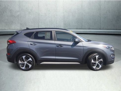 Used 2018 Hyundai Tucson Value AWD/4WD image 21