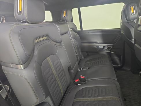 Used 2023 Rivian R1S Adventure image 23