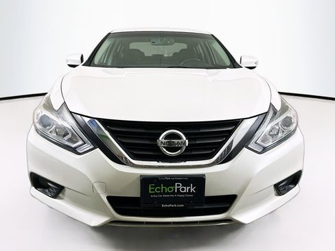 Used 2018 Nissan Altima 2.5 SL image 2