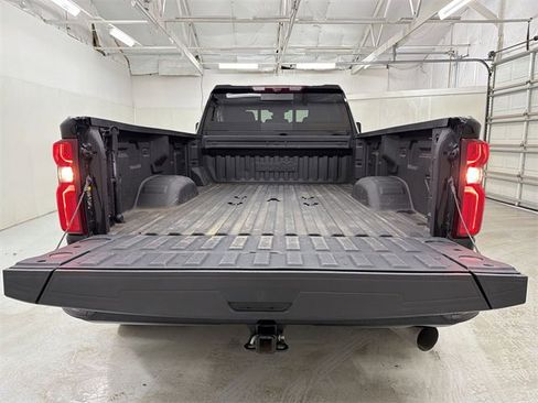 Certified 2024 Chevrolet Silverado 3500 High Country w/ High Country Premium Package image 15