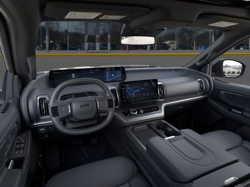New 2026 Ford Expedition Platinum w/ Stealth Performance Package image 9