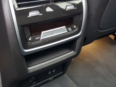 Used 2025 BMW X5 xDrive50e image 29