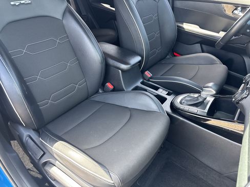 Certified 2024 Kia Forte GT-Line FWD image 9