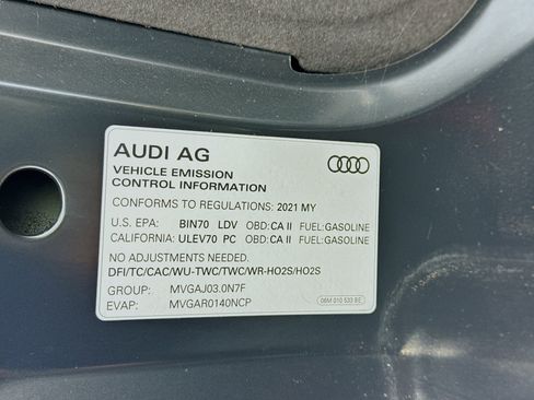 Used 2021 Audi S4 Premium Plus w/ Premium Plus Package image 21