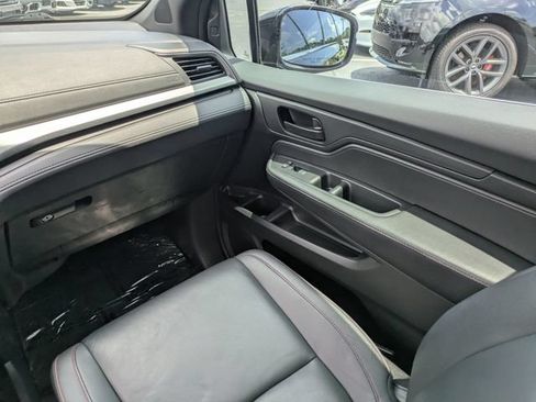 Used 2023 Honda Odyssey Sport image 20