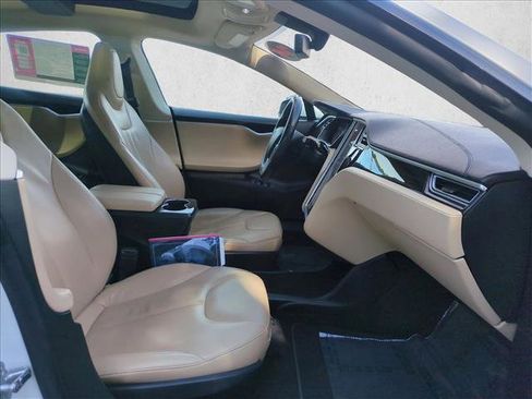 Used 2014 Tesla Model S 60 image 22