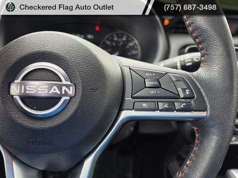 Used 2023 Nissan Kicks SR FWD image 13