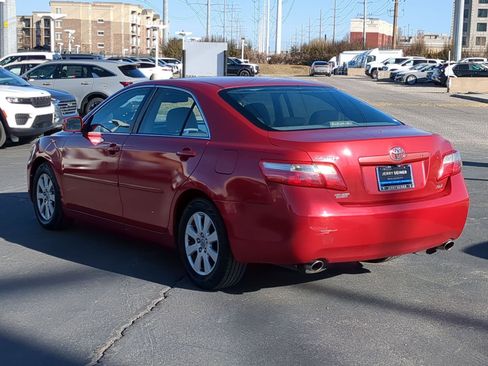 Used 2009 Toyota Camry XLE image 3
