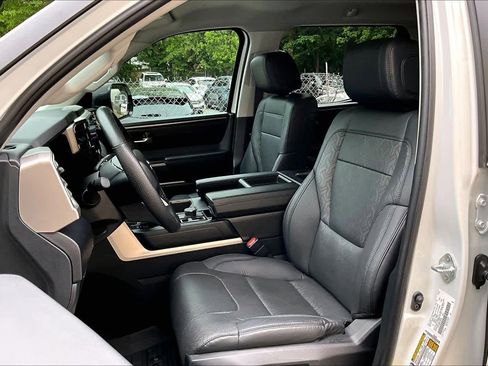 Used 2024 Toyota Tundra SR5 w/ SR5 Premium Package AWD/4WD image 8