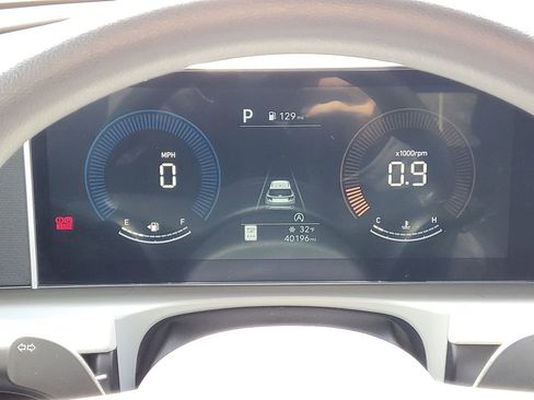 Used 2025 Hyundai Tucson SEL image 12