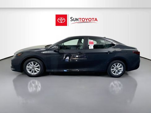 New 2026 Toyota Camry LE image 7