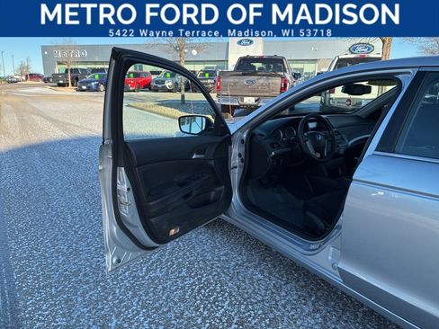 Used 2012 Honda Accord LX image 9