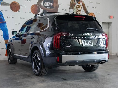 Used 2025 Kia Telluride S AWD/4WD image 23