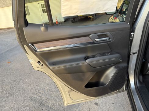 New 2026 GMC Terrain Denali image 18