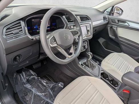 Used 2022 Volkswagen Tiguan S FWD image 10