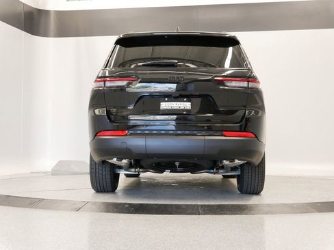 New 2025 Jeep Grand Cherokee L Altitude AWD/4WD image 7