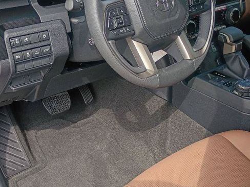 New 2026 Toyota 4Runner Limited AWD/4WD image 10