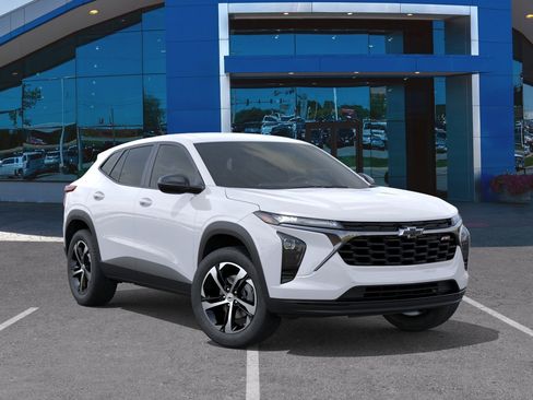 New 2026 Chevrolet Trax RS FWD image 31