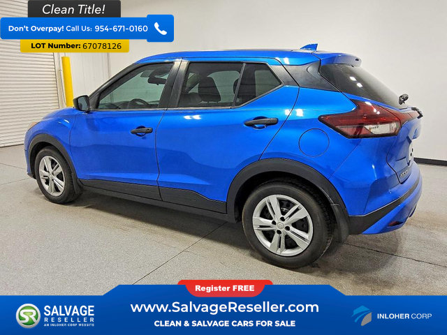Used 2021 Nissan Kicks S FWD image 3