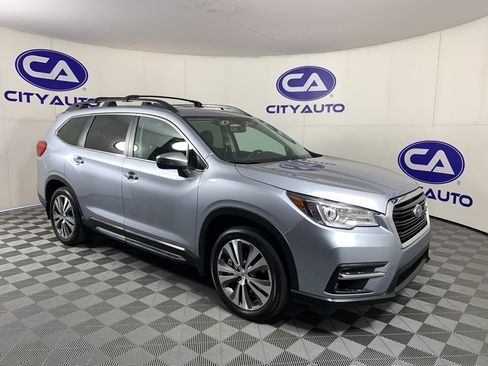 Used 2022 Subaru Ascent Touring AWD/4WD image 1