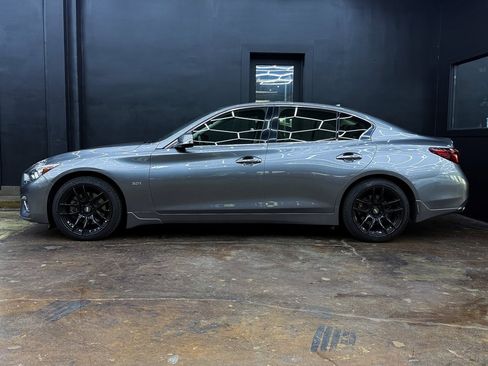 Used 2018 INFINITI Q50 Luxe w/ Essential Package (3.0T Luxe) image 5