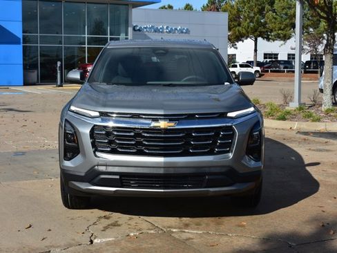 New 2026 Chevrolet Equinox LT w/ Safety and Technology Package image 2